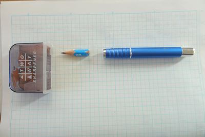 【便利な文房具】短い鉛筆も大切に使おう！～我が家の必需品『鉛筆補助軸』